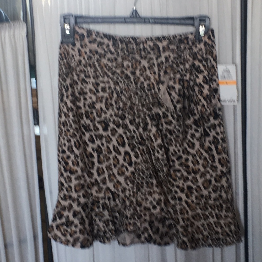 3/$25NWT FAUX WRAP MINI SKIRT